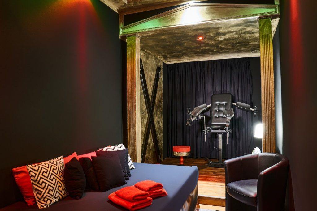Monaco Apartments - Brothel in Munich, Germany