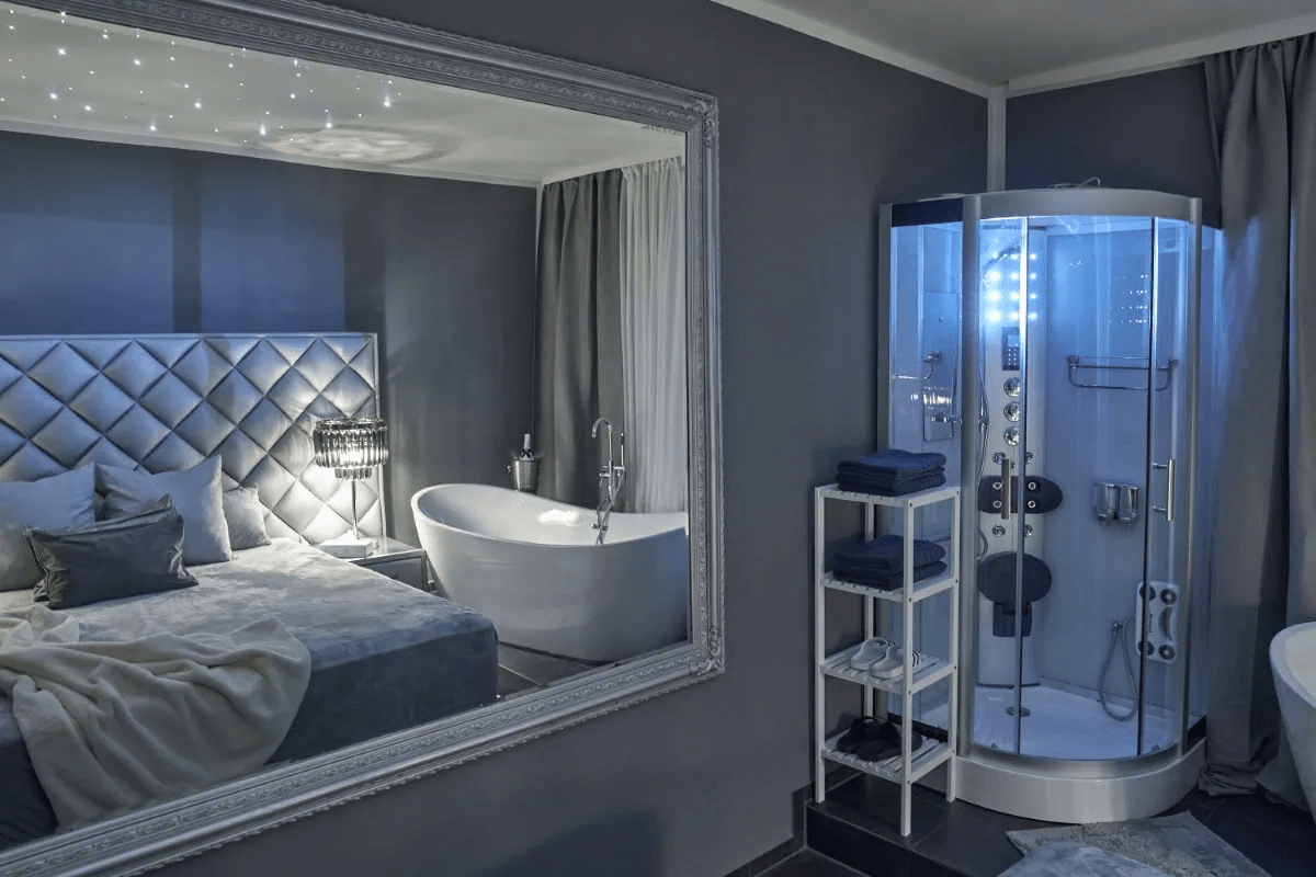 Monaco Apartments - Brothel in Munich, Germany