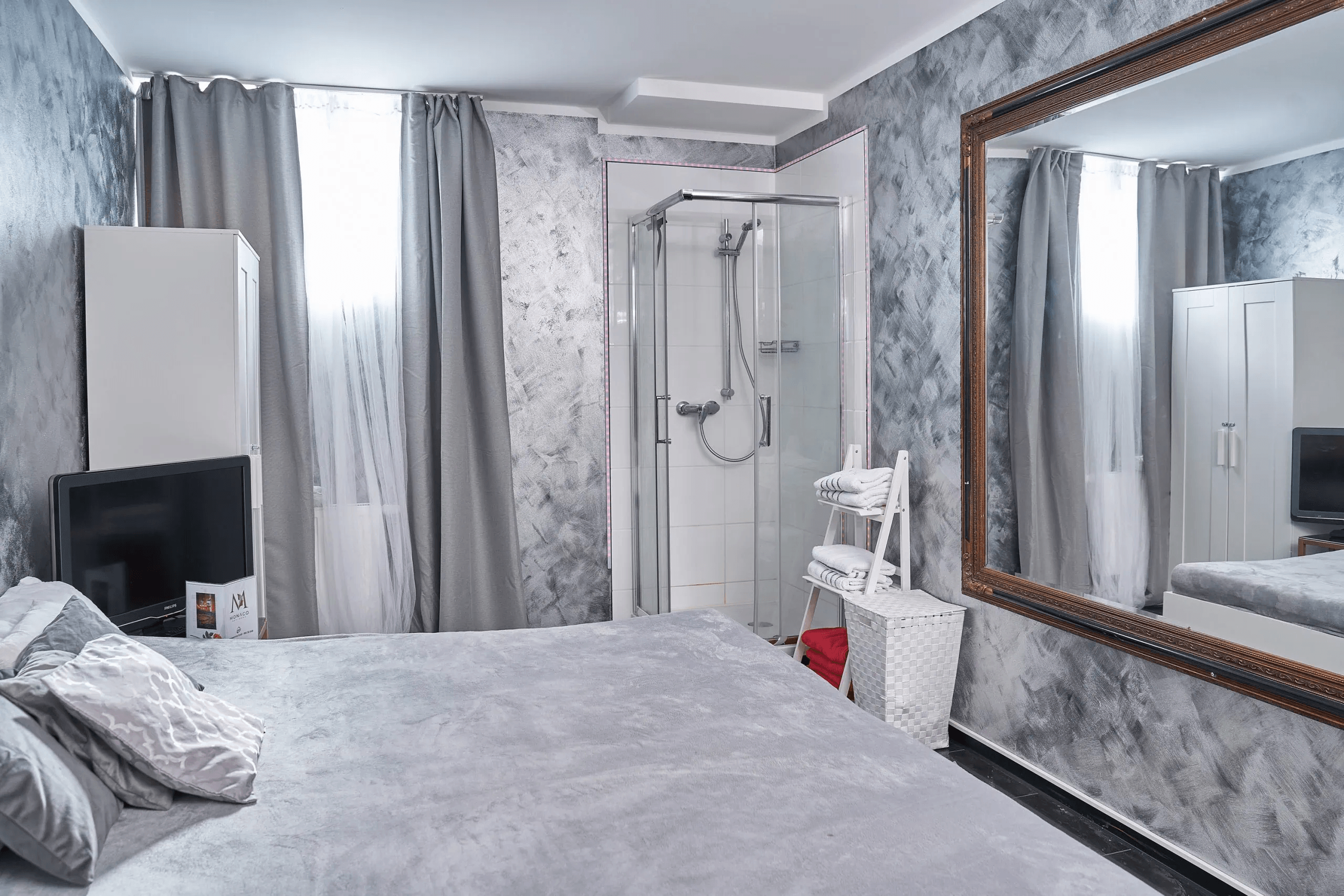 Monaco Apartments - Brothel in Munich, Germany