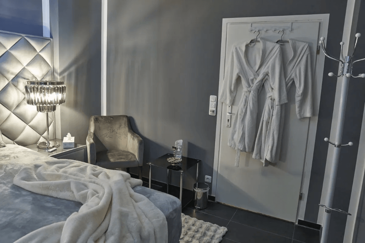 Monaco Apartments - Brothel in Munich, Germany