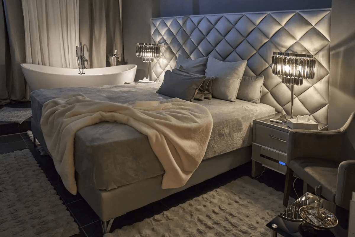 Monaco Apartments - Brothel in Munich, Germany