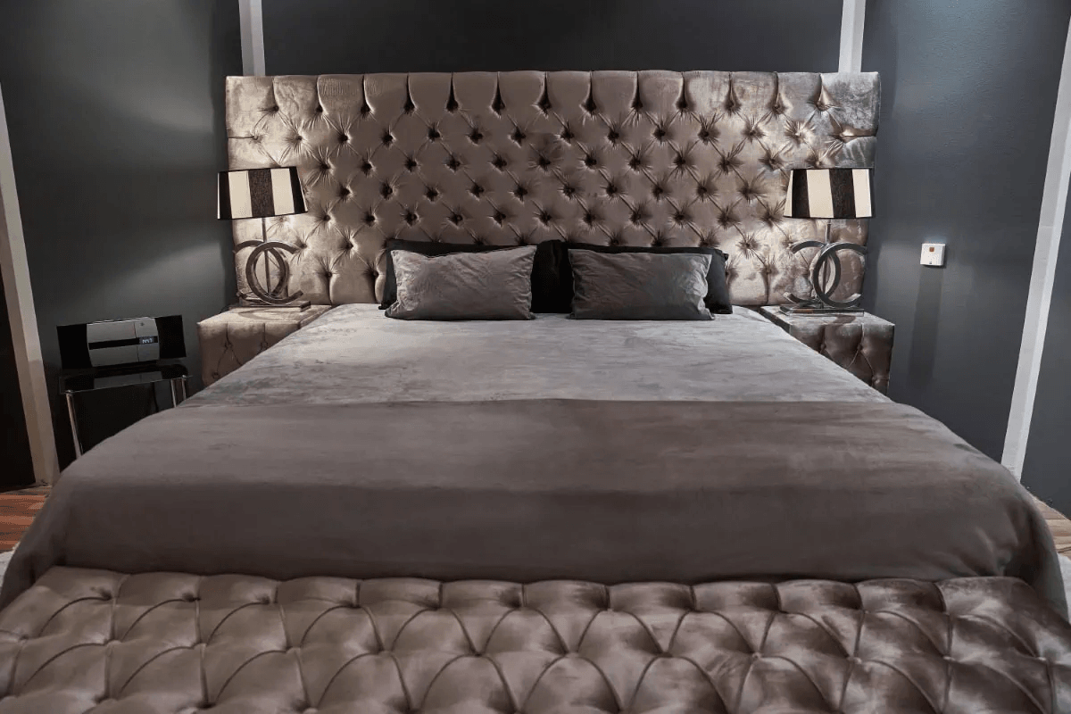 Monaco Apartments - Brothel in Munich, Germany