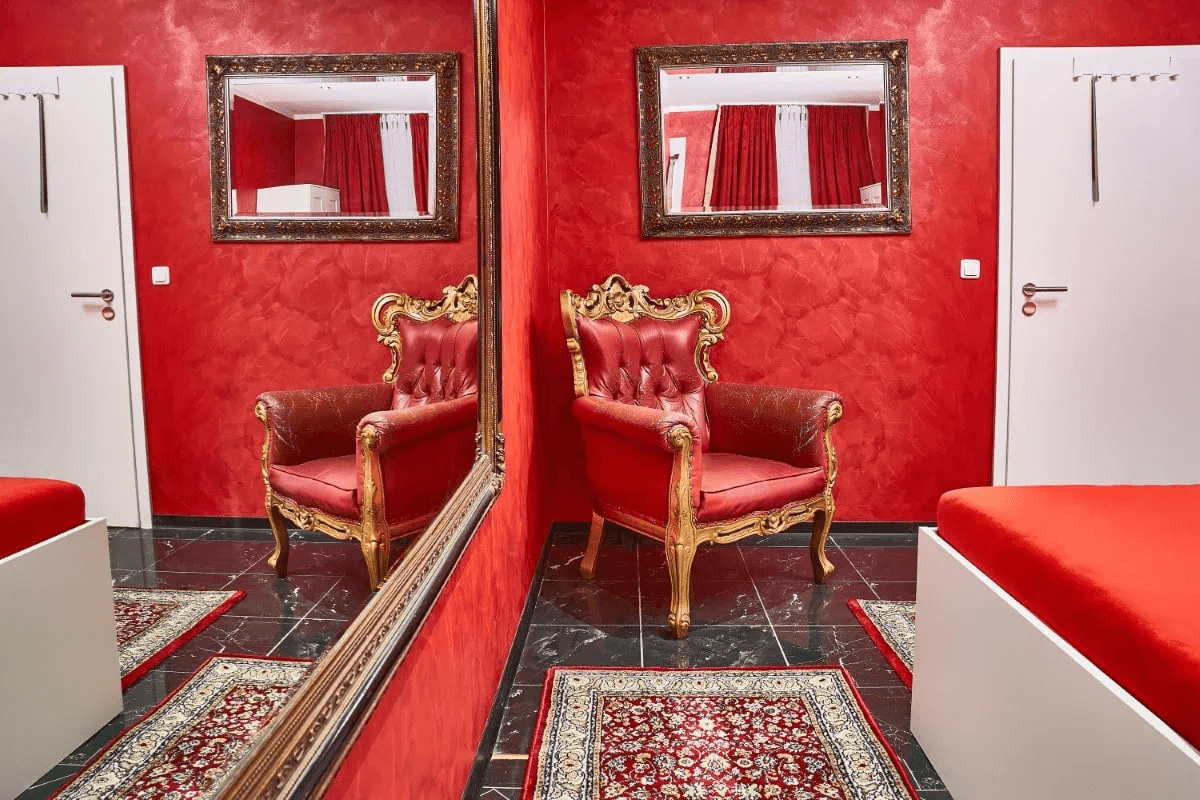 Monaco Apartments - Brothel in Munich, Germany