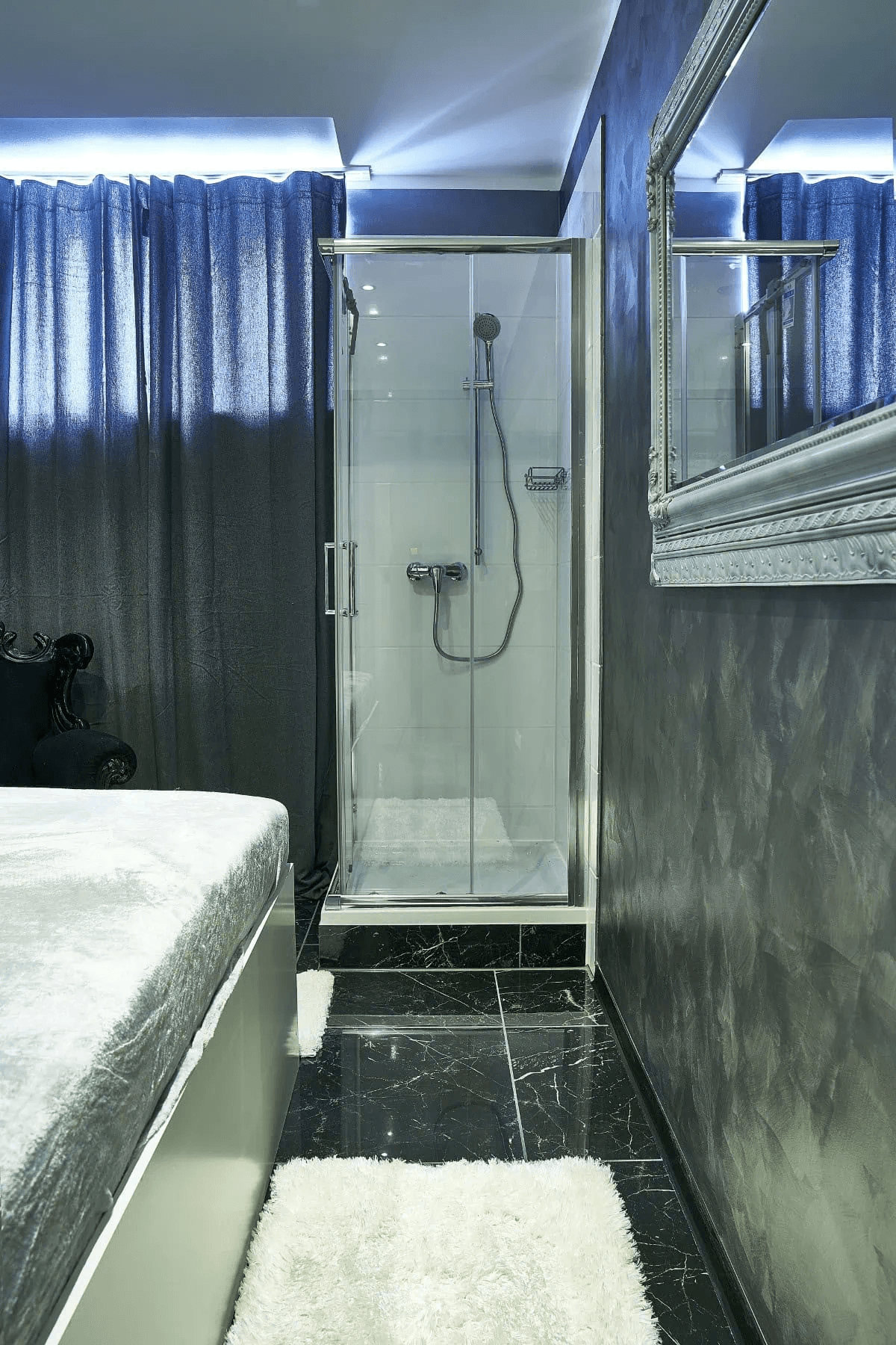 Monaco Apartments - Brothel in Munich, Germany