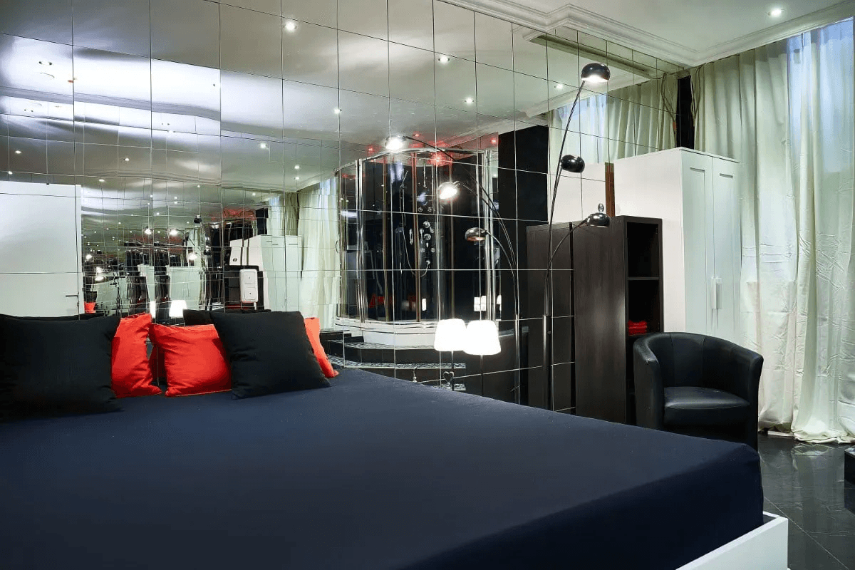 Monaco Apartments - Brothel in Munich, Germany