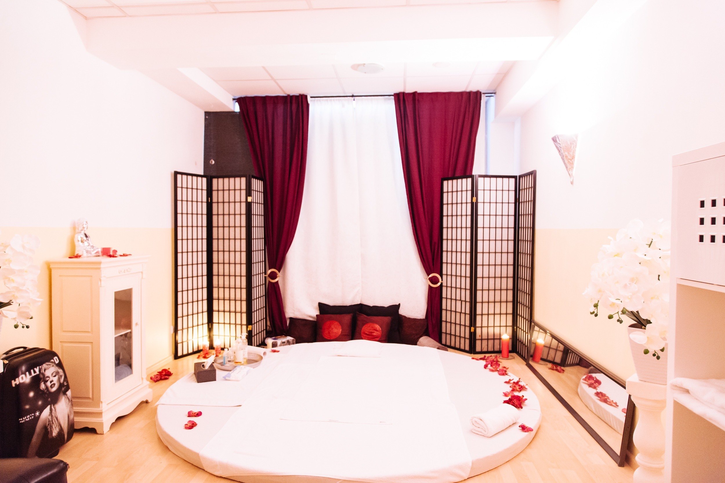 Haus Der Massagen | Wellness, Tantra & Erotische Massagen In München - Erotic Massage in Munich, Germany