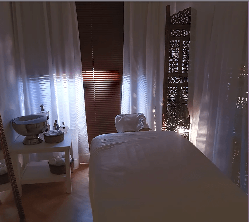 Massage Bizarre - Münchener City - Erotic Massage in Munich, Germany