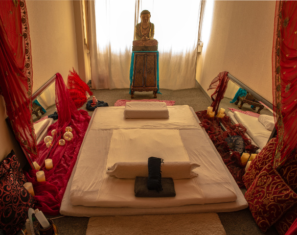 Tantra Massage Feeling München - Feeling-by-Lara - Erotic Massage in Munich, Germany