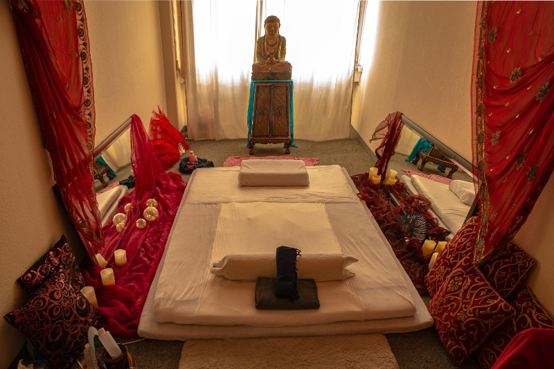 Tantra Massage Feeling München - Feeling-by-Lara - Erotic Massage in Munich, Germany