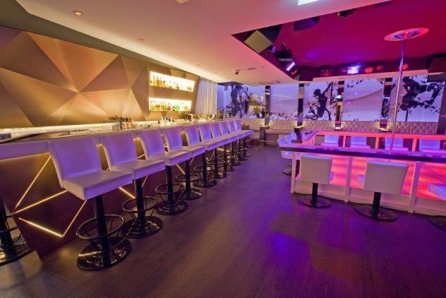 Boobs Gentlemen's Club - Nightclub in Munich, Germany