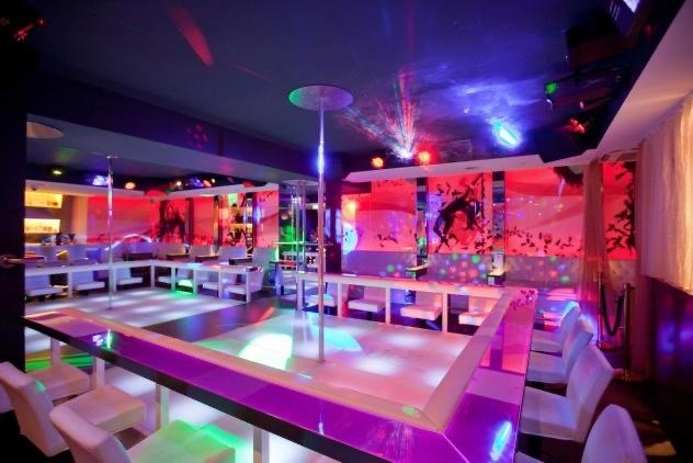 Boobs Gentlemen's Club - Nightclub in Munich, Germany