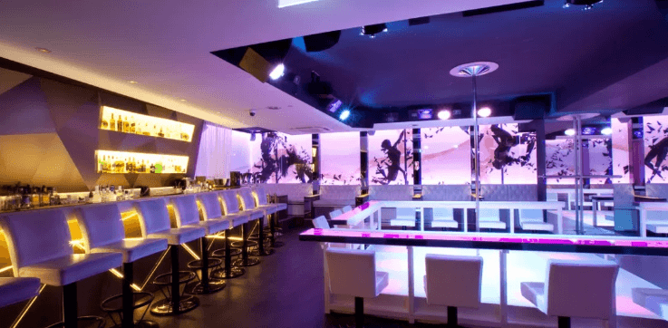 Boobs Gentlemen's Club - Nightclub in Munich, Germany