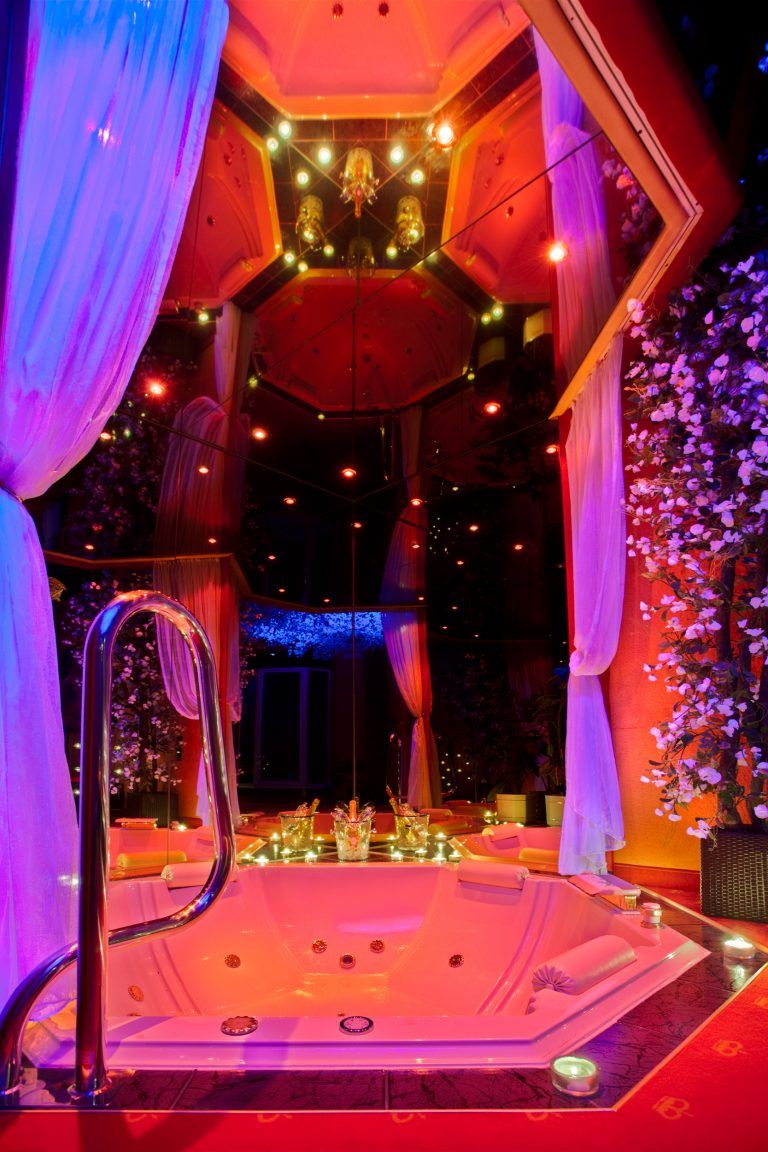 Club Acapulco - Nightclub in Munich, Germany