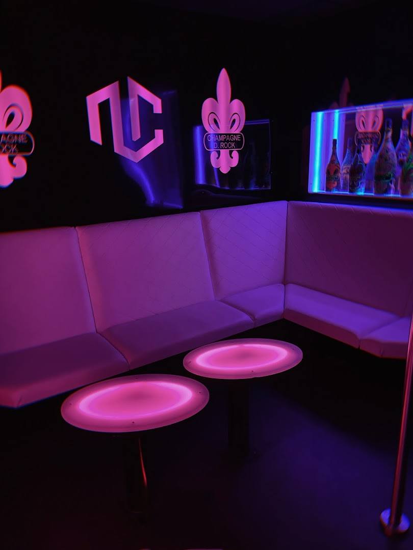 Night Circus | Bar & Tabledance - Nightclub in Munich, Germany