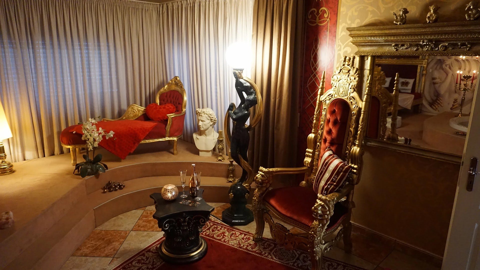 Studio Royal Münster - Brothel in Munster, Germany