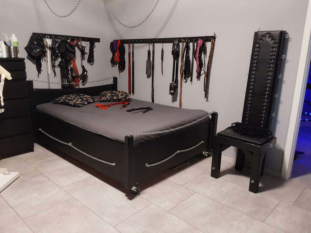 Studio 44 - Erotic Massage in Neuss, Germany