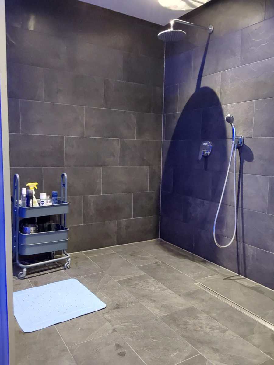 Studio 44 - Erotic Massage in Neuss, Germany