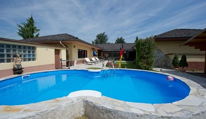 Privathaus Darling - Fkk in Nidderau, Germany