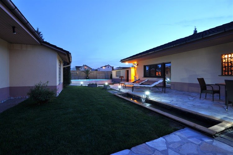Privathaus Darling - Fkk in Nidderau, Germany