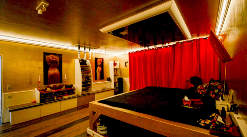 Maitri Tantra Lounge Frankfurt - Erotic Massage in Offenbach Am Main, Germany