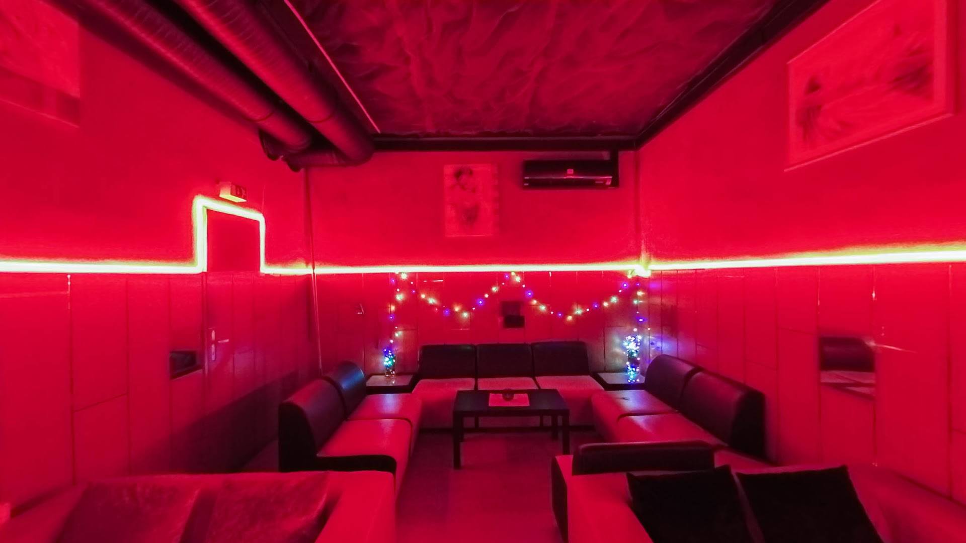 Dejavu | Cabaret & Adult Show - Nightclub in Osnabruck, Germany