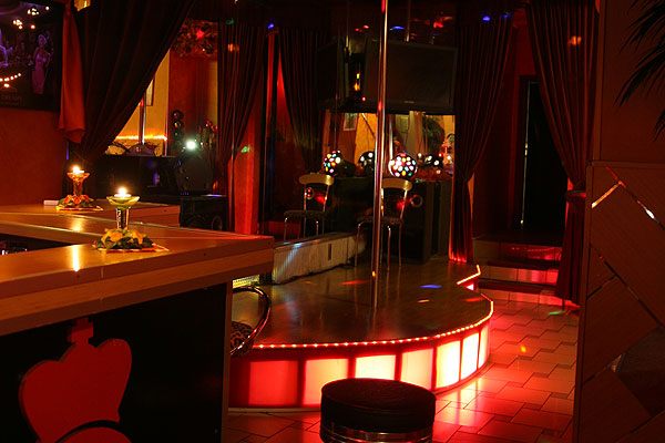 Dejavu | Cabaret & Adult Show - Nightclub in Osnabruck, Germany