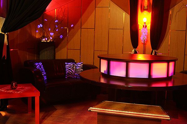 Dejavu | Cabaret & Adult Show - Nightclub in Osnabruck, Germany
