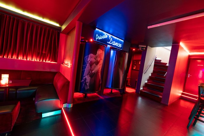 Queens Table Dance Bar - Nightclub in Osnabruck, Germany