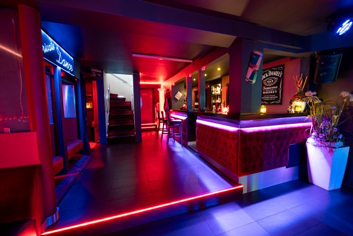 Queens Table Dance Bar - Nightclub in Osnabruck, Germany