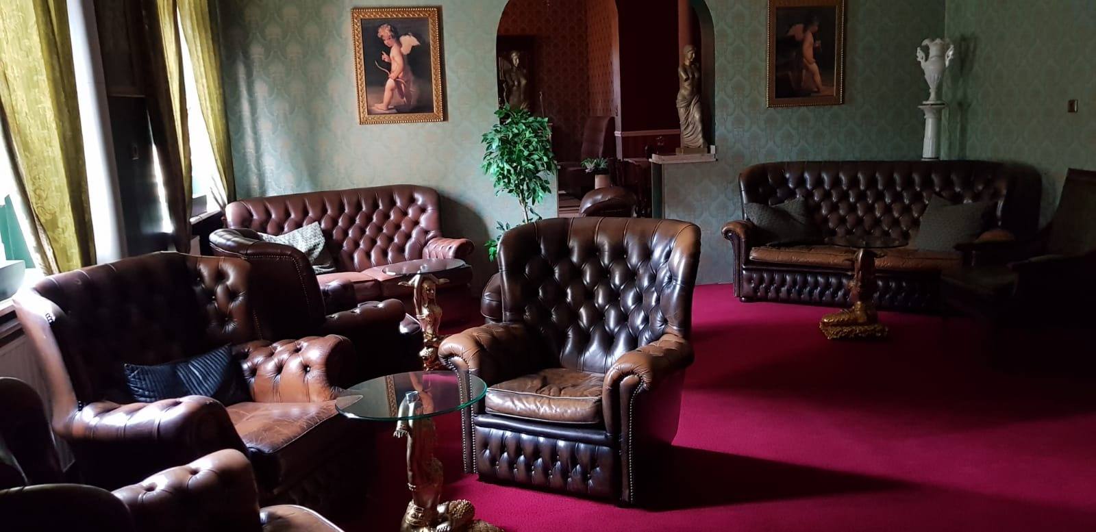Schloss Trebbichau - Chateau Du Soleil - Swinger Club in Osternienburger Land, Germany