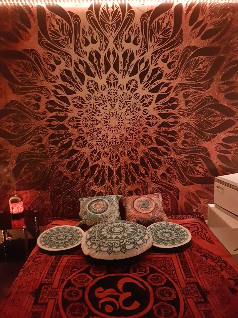 Cleopatra Tantra Massage - Erotic Massage in Paderborn, Germany
