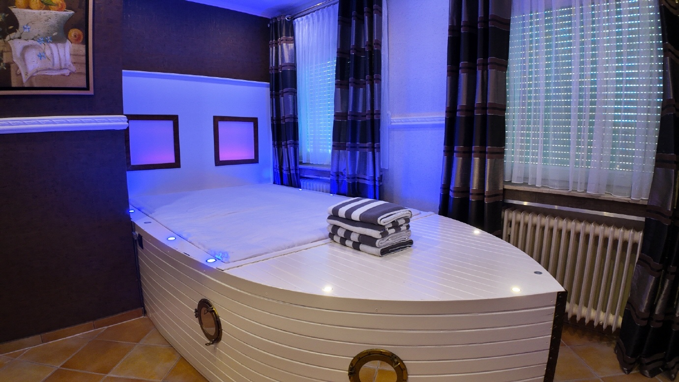 Haifisch Club - Fkk in Papenburg, Germany