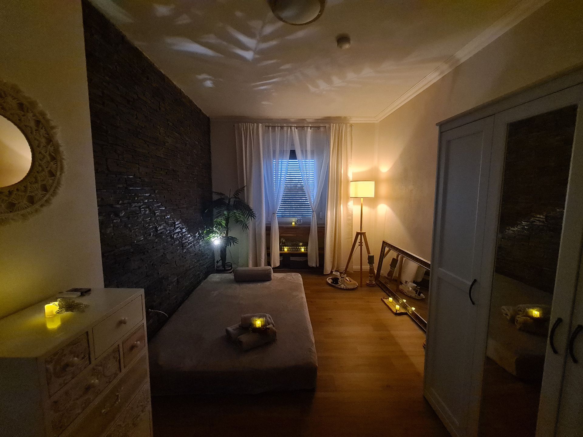 Saloon5 - Erotic Massage in Regensburg, Germany