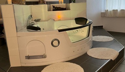 Tantra Massage Deluxe Regensburg - Erotic Massage in Regensburg, Germany