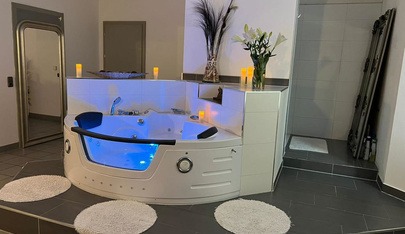 Tantra Massage Deluxe Regensburg - Erotic Massage in Regensburg, Germany