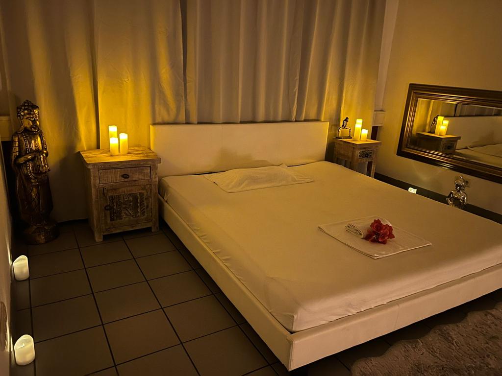 Tantra Massage Deluxe Regensburg - Erotic Massage in Regensburg, Germany