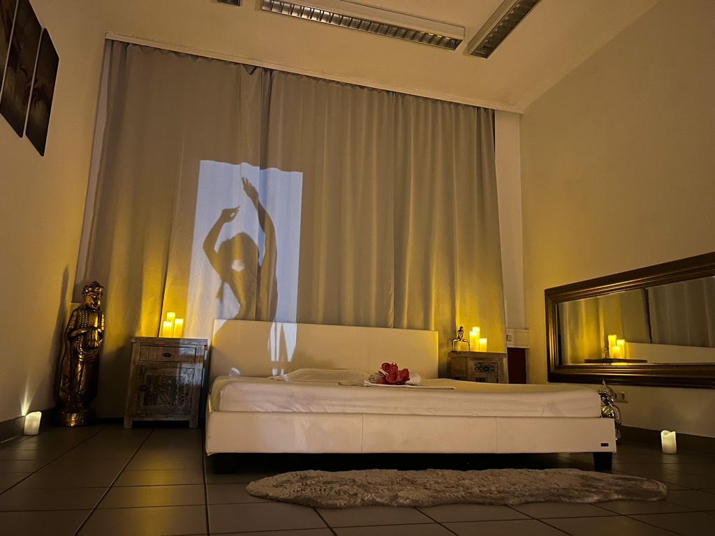 Tantra Massage Deluxe Regensburg - Erotic Massage in Regensburg, Germany
