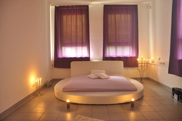 Tantra Massage Deluxe Regensburg - Erotic Massage in Regensburg, Germany