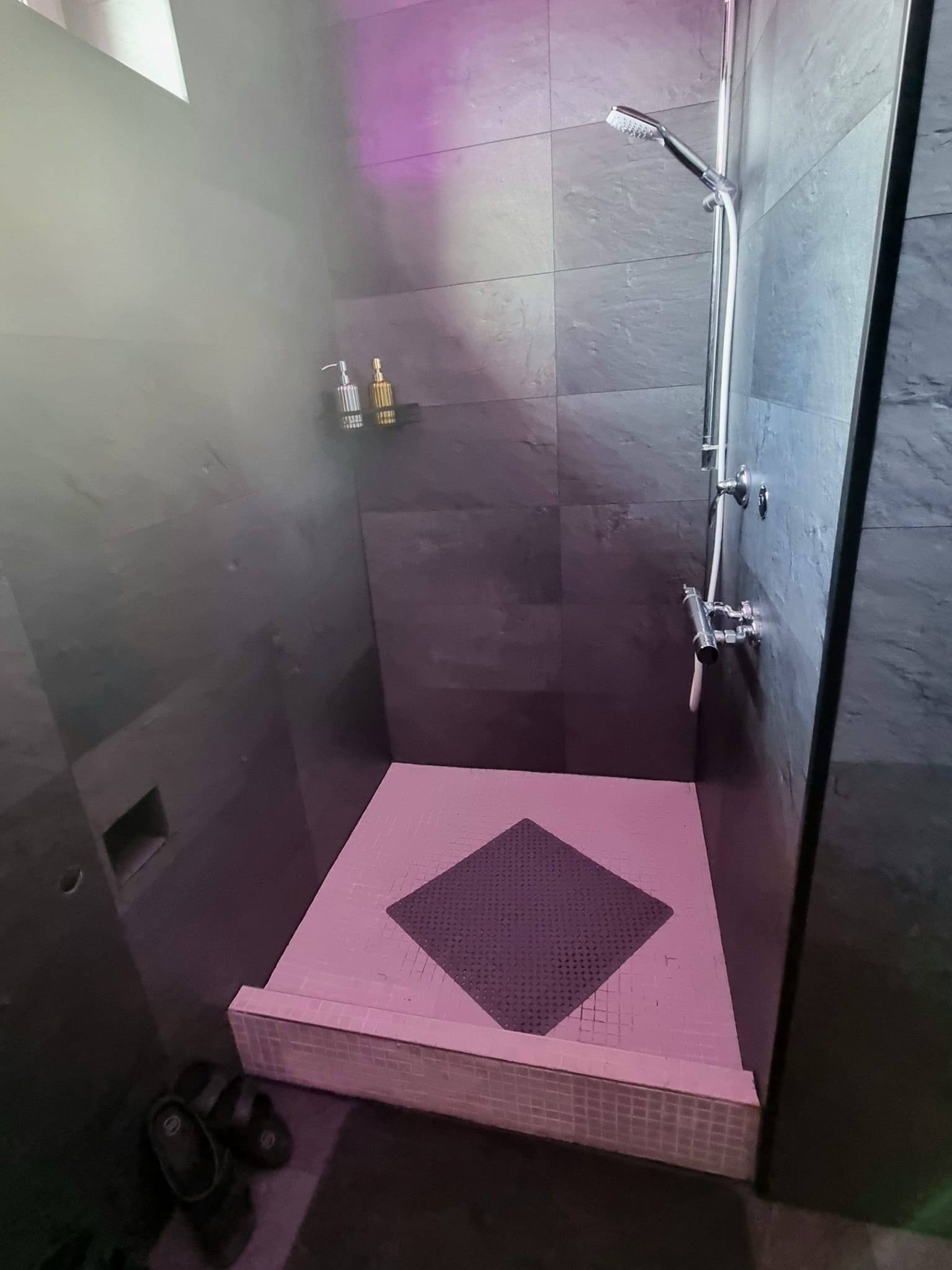 Gentlemens Rooms - Fkk in Regensburg, Germany