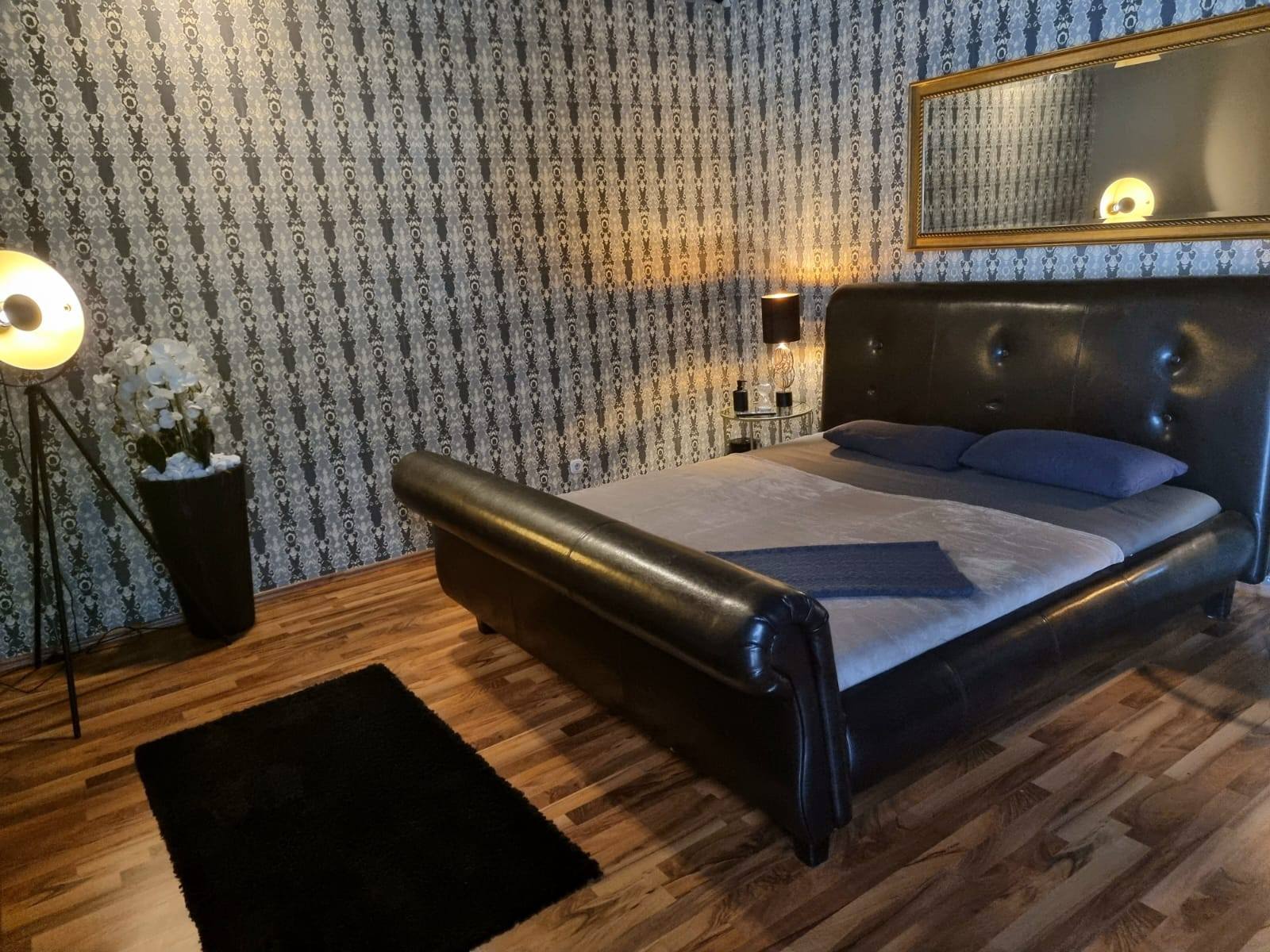 Gentlemens Rooms - Fkk in Regensburg, Germany