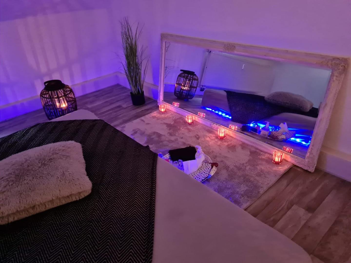 Exclusiv Massage Studio - Erotic Massage in Reiskirchen, Germany