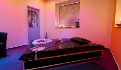 Royal-Moments - Erotic Massage in Ritterhude, Germany