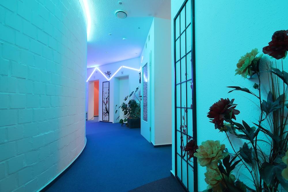 Royal-Moments - Erotic Massage in Ritterhude, Germany
