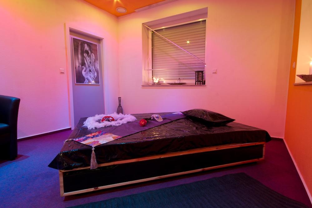 Royal-Moments - Erotic Massage in Ritterhude, Germany