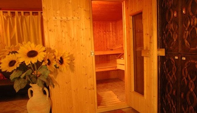 Palais 6 - Fkk in Rosbach Vor Der Hohe, Germany