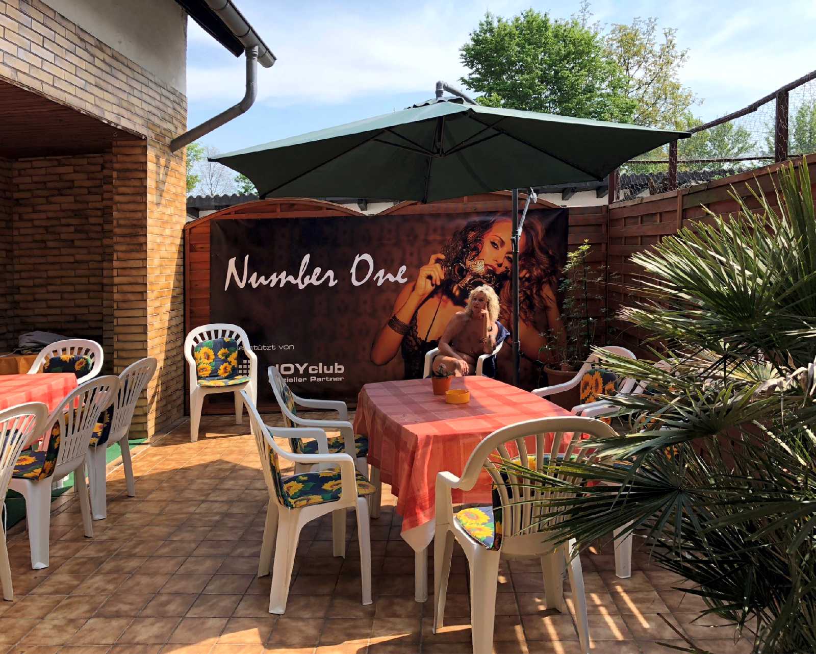 Swingerclub Number One - Swinger Club in Russelsheim, Germany