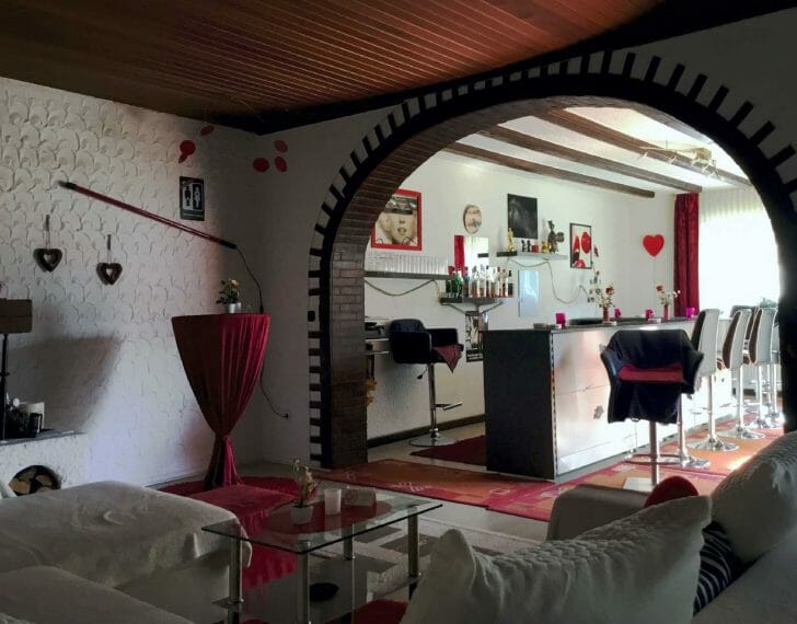 Swingerclub Number One - Swinger Club in Russelsheim, Germany