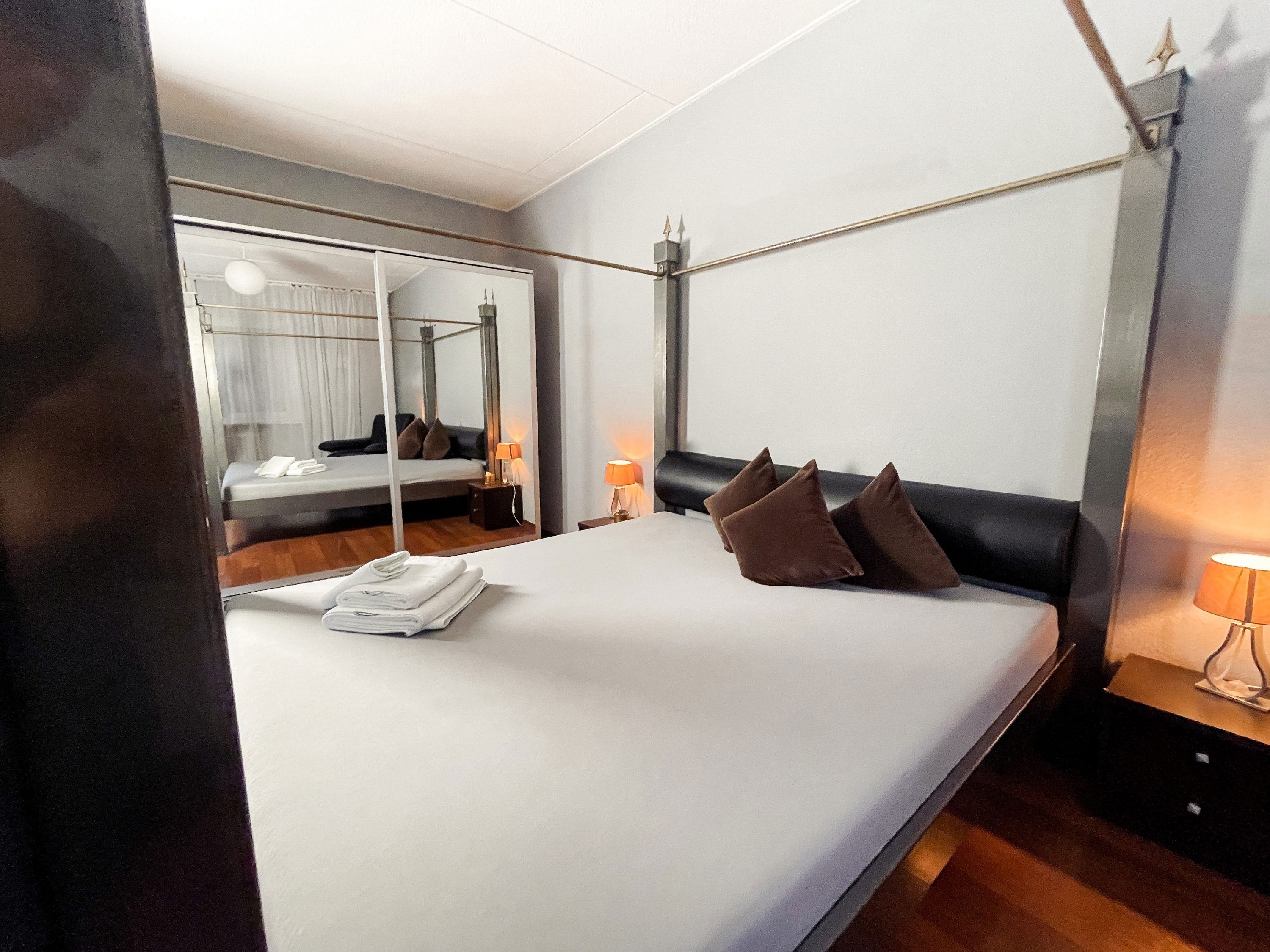 Domizil Deluxe Saarbrücken - Erotic Massage in Saarbrucken, Germany