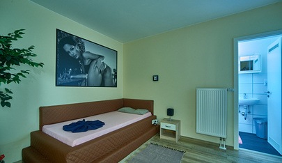 Hostel-Erospark38 - Erotic Massage in Siegburg, Germany