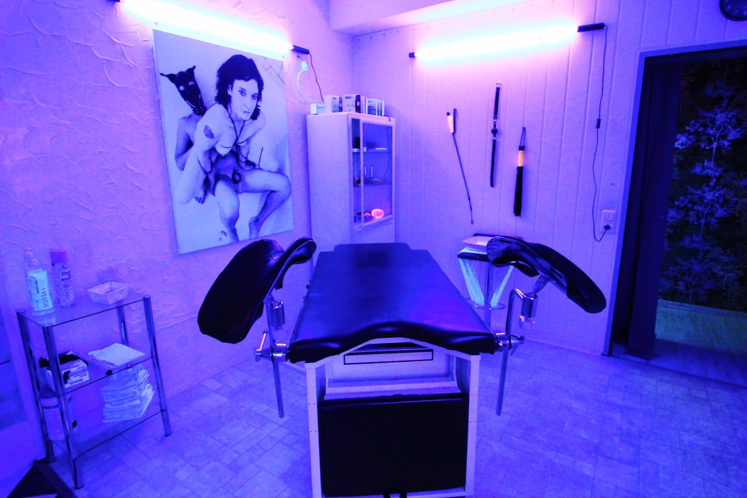 Abenteuerland Subkultur - Bdsm Studio / Sm Studio - Brothel in Sprockhovel, Germany